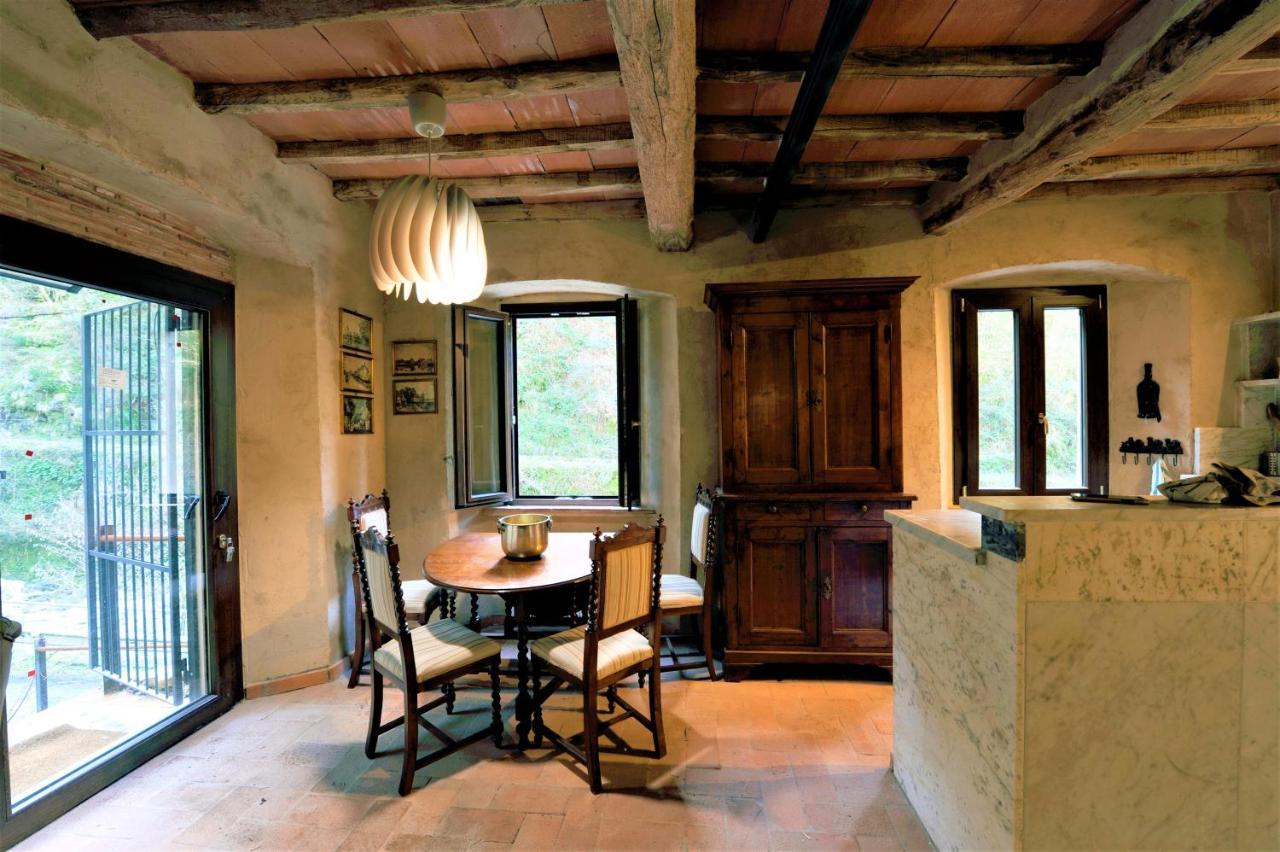 Incantevole Casa Sul Fiume, Relax E Natura Ai Piedi Della Alpi Apuane Маса Екстериор снимка