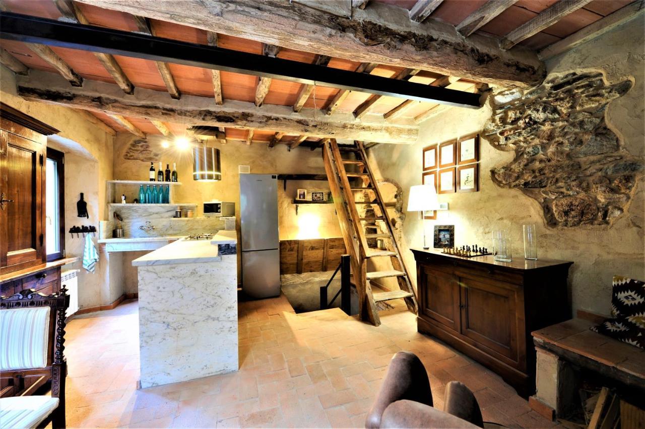 Incantevole Casa Sul Fiume, Relax E Natura Ai Piedi Della Alpi Apuane Маса Екстериор снимка